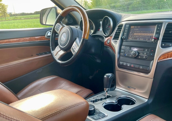 Jeep Grand Cherokee cena 65000 przebieg: 206000, rok produkcji 2011 z Nidzica małe 379